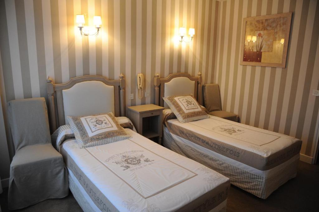 Le Quercy Hotel Souillac Værelse billede